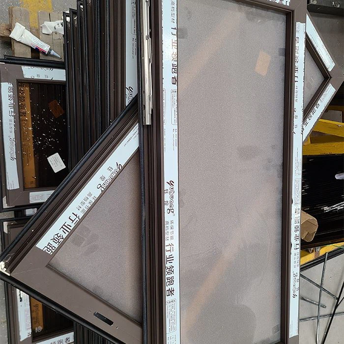 Jendela Toilet Aluminium