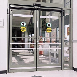 pintu depan toko aluminium